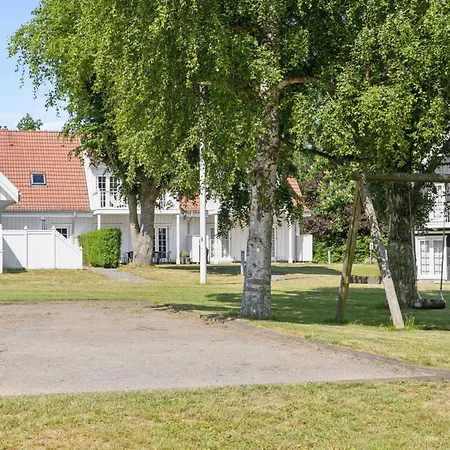 Anniek - 1km To The Fjord By Interhome